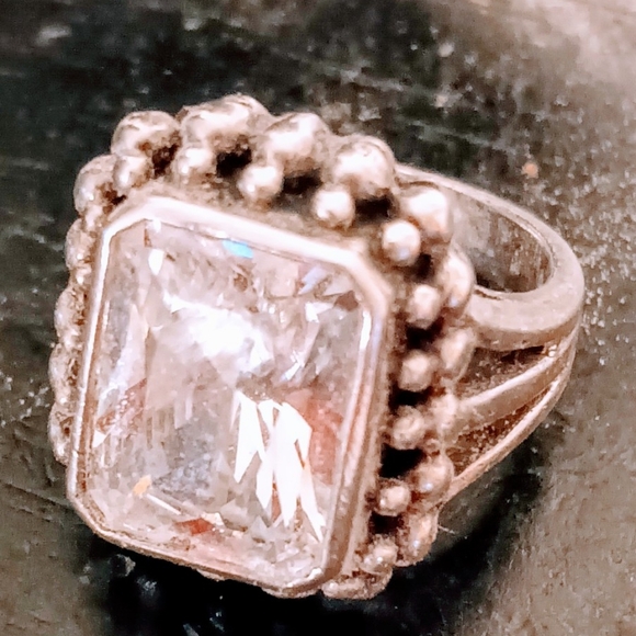 Vintage White Clear Quartz Sterling Silver 925 Ridge design SZ ,7.5 Ring - Picture 8 of 9